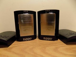 Vintage 2 Zippo Marlboro 2005.