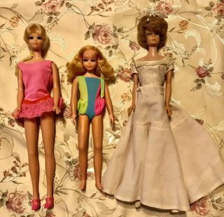 3 Lovely Vintage Barbie Dolls - Bubble Cut,  Midge,  Skipper