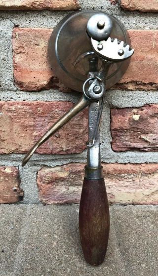 Rare Antique H.  S.  Geer Co Troy N.  Y Mechanical Cone Ice Cream Scoop Brass Wood