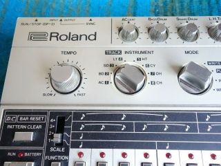 Roland TR - 606 Drumatix Analog Drum Machine Synthesizer 80 ' s Vintage - D201 4