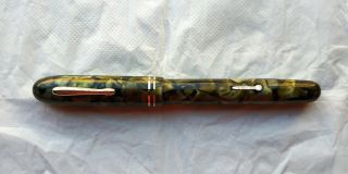 Conklin Endura Symetrik Green Marble Oversize Vintage Fountain Pen - M 14k Nib