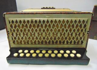 VINTAGE HOHNER 2 ROW CONCERTINA BUTTON ACCORDION SQUEEZEBOX 21 KEYS 8 BASS 6