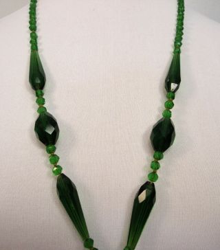 Vintage 1920s Flapper Sautoir Tassel Green Faceted Glass Bead Necklace 2