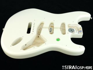 Fender Vintage 70s Ri Stratocaster Strat Body Guitar 70s Ash Olympic White