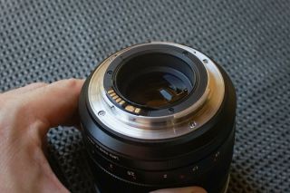 ZEISS Planar T 85mm f/1.  4 MF ZE Lens For Canon -,  rarely 6