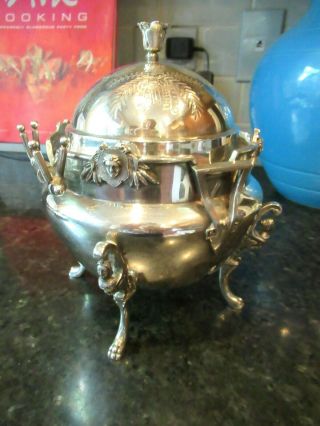 Wilcox Silver Plate Angels Footed Cheese Dome Butter Dish Bowl Stunning Cherubs