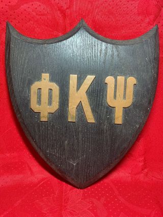 Vintage Phi Kappa Psi Fraternity Wooden Shield W/ Brass Emblems Syracuse Univ.