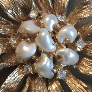 Vintage Brooch Signed Boucher Starburst Flower Baroque Style Pearl & 1 Earring. 3