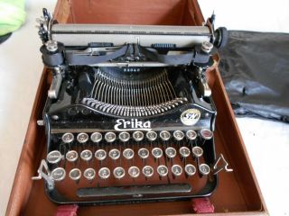 Vintage typewriter Seidel & naumann Erika 1920s Portable and case 6
