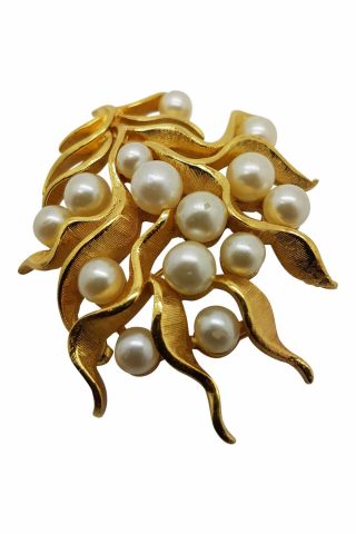 Trifari Vintage Gold Tone Faux Pearl Brooch