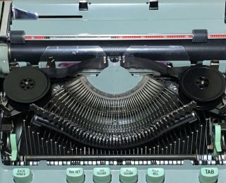 Vintage Hermes 3000 Portable Typewriter and Case 3