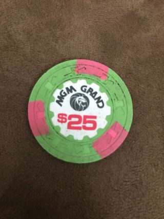 Rare Vintage Green & Pink Mgm Grand $25 Casino Chips
