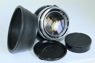 Rare Carl Zeiss Ultron 50/1.  8 50mm F1.  8 M42 Screw Hood Lens Germany