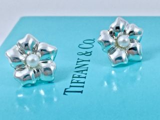 Vintage Tiffany & Co Sterling Silver Flower Pearl Stud Earrings W/ Pouch 181215c