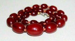 Antique Art Deco Cherry Amber Bakelite Necklace.  Marbled Beads.  25.  7 Grams.