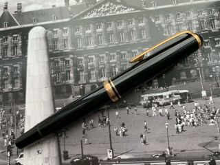 Vintage restored 1950s MONTBLANC 252 Flugelfeder Jet Black fountain pen 3