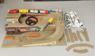 Vintage 1983 Hot Wheels Train Freight Yard Playset Station With Complete Train