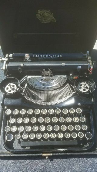 Underwood Standard Four Bank Keyboard Portable Typewriter 1920 