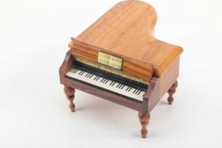 Vintage Fred Zimbalist Thorens Swiss Burl Wood Grand Piano Music Box With Tag