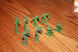 Set of 8 Vintage Andy Gard Army Ringhand Soldiers - Auburn Marx MPC TImmee 3
