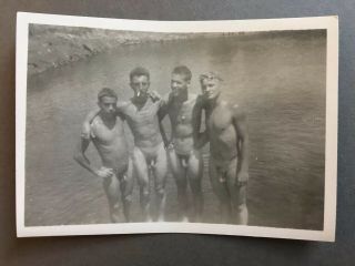 Vintage Photo Nude Ww2 Marines Soldiers Naked Men Snapshot Skinny Dip