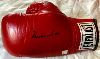 Muhammad Ali Autographed Vintage Everlast Red Boxing Glove Superstar Greetings