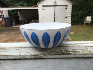 Rare Vintage Light Blue on White Cathrineholm Lotus Enamelware Bowl 7” (18 cm) 3