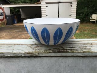 Rare Vintage Light Blue on White Cathrineholm Lotus Enamelware Bowl 7” (18 cm) 5