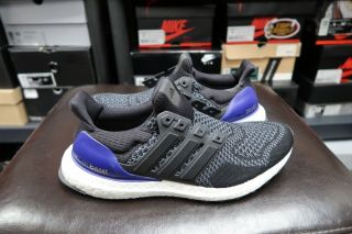 Adidas Ultraboost Size 6.  5 Og Retro Vtg Vintage Black Running Shoe