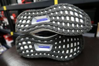 Adidas UltraBoost size 6.  5 OG Retro VTG Vintage Black Running Shoe 4