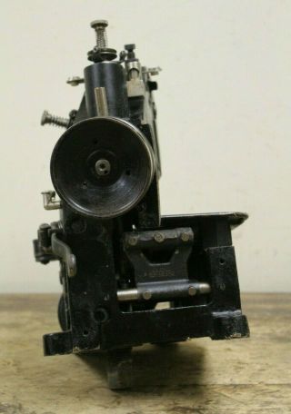 Vintage Union Special 43200 DZ Industrial Denim Sewing Machine 8