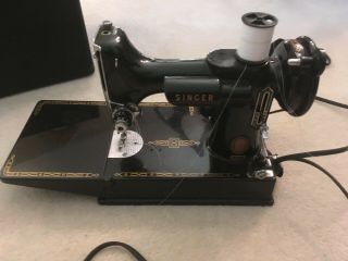 Vintage 1940 Singer Featherweight Sewing Machine 221 & Case