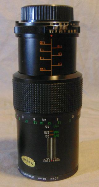 Vintage Vivitar 135mm 1:2.  8 Auto Telephoto Close Focusing 62mm Lens