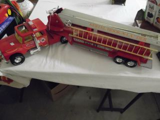 Vintage Nylint Fire Dept.  Big Fire Truck Aerial Hook - N - Ladder