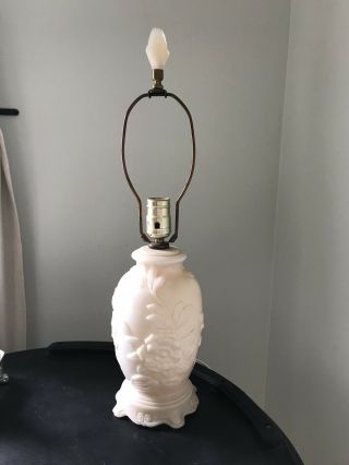 Vintage Aladdin Alacite Lamp With Finial Top