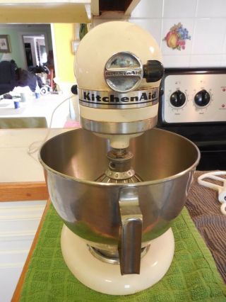 KitchenAid Tilt Head Mixer Ultra Power Vintage KITCHEN AID MIXER w/ Bowl & Attch 4