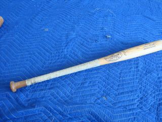 Vintage 1960s Lou Brock Louisville Slugger 125 Wood Bat.  34 " Cracked