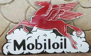 Vintage " Mobil Oil Pegasus " Left Side Facing Porcelain Enamel Sign 25 " X 42 "