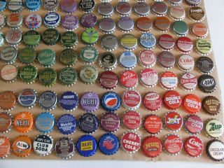 250 plus DIFFERENT VINTAGE OLDER MOSTLY OBSOLETE SODA CAPS CORK AND PL 6