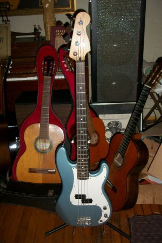 Fender Precision Bass Guitar Mim Ice Blue Metallic Rare Estate Find Today 2002