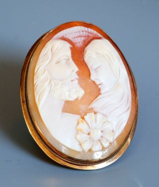 Large Vintage High Relief Hand Carved Fine Shell Cameo Brooch In 9ct.  Gold Mount
