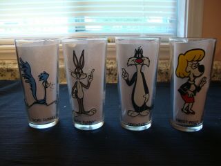 Vintage 1973 Looney Tunes Pepsi Glasses Warner Bros Collector Series Set of 10 4