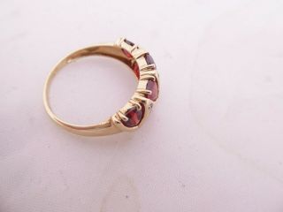 Fine 9ct/9k gold diamond & garnet ring,  375 2