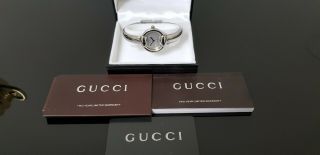 Gucci 1400l Ladies Stainless Steel Bangle Watch With Sapphire Crystal And Papers