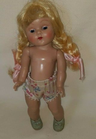 VINTAGE EARLY BLONDE VOGUE GINNY DOLL PAINTED LASH EXC.  W/ BOX $139.  99 6