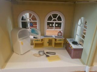 Calico Critters Manor with furniture and critter family 2