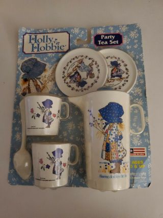 Holly Hobbie Plastic Party Tea Set