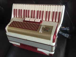 Vintage Scandalli Accordion Made In Italy W/case