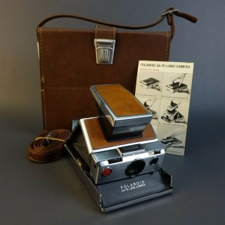 Vintage Tan & Chrome Polaroid Land Camera Sx - 70 Land Camera.