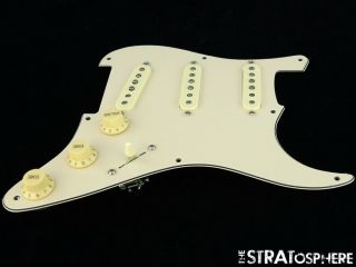 Fender Stratocaster Loaded Pickguard Strat Vintage 57/62 Cream 3 Ply 8 Hole